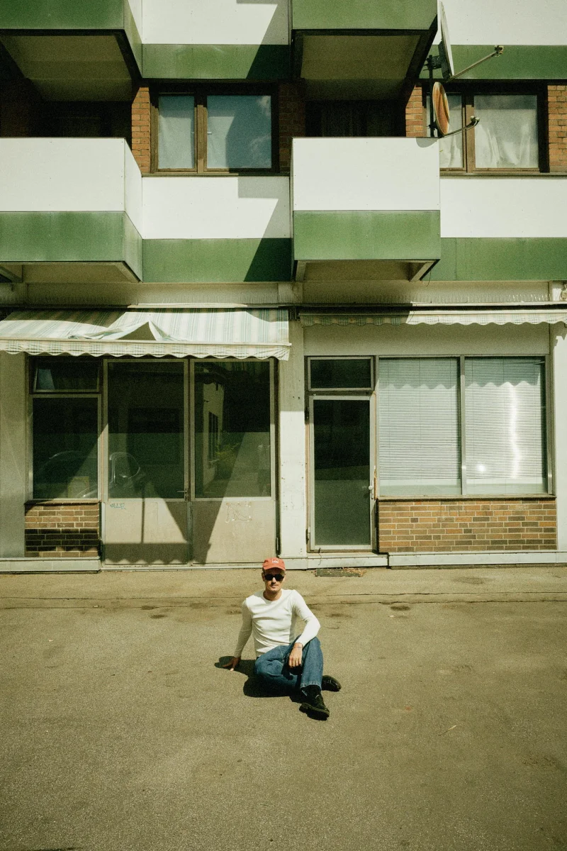 GOME // Julian by Pascal Kerouche represented by stoever artists